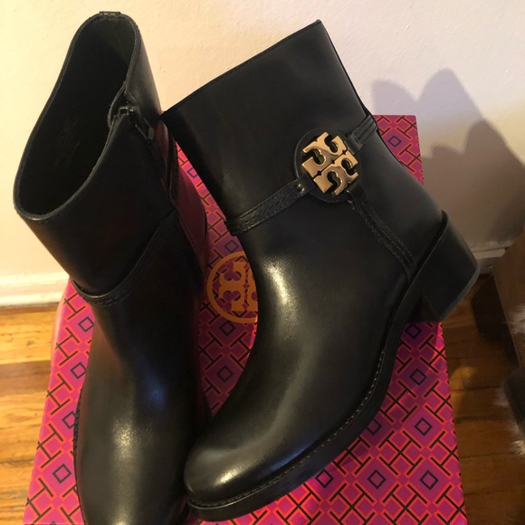 NEW! TORY BURCH BOOTIES - Picture 5 of 7